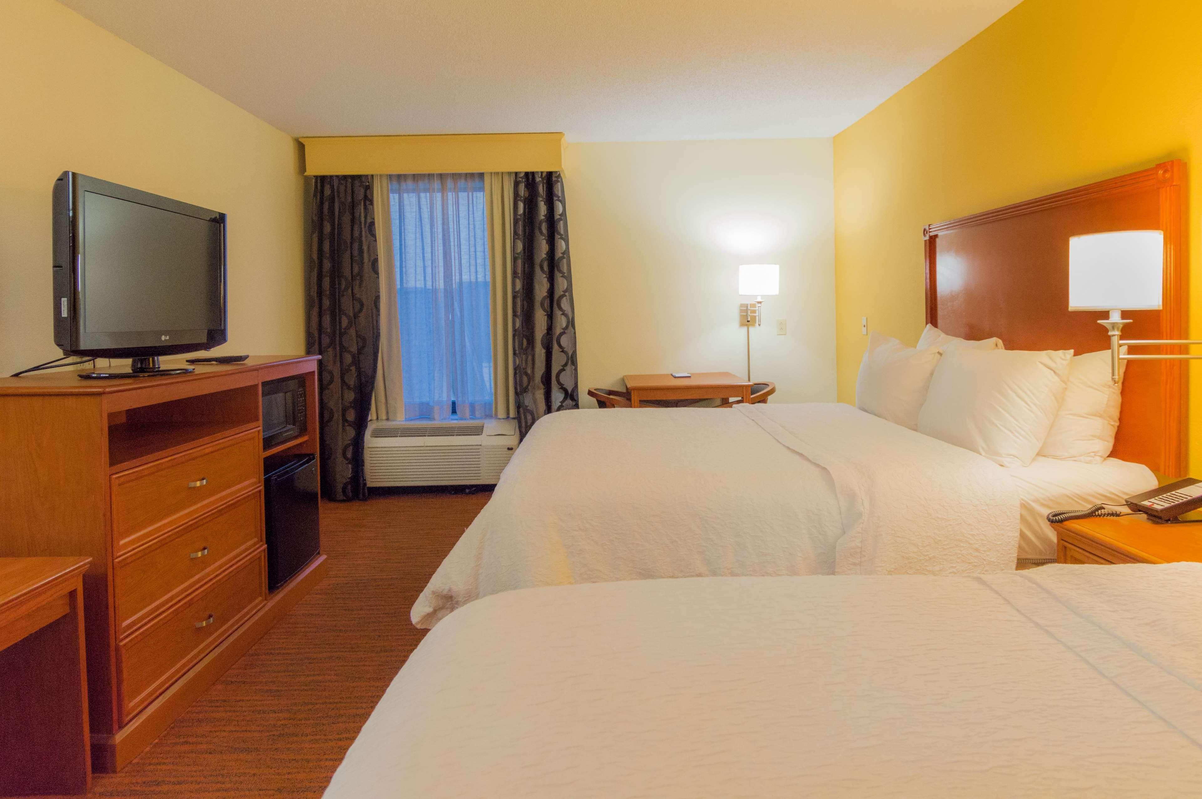 Hampton Inn & Suites St. Louis-Chesterfield Exteriör bild